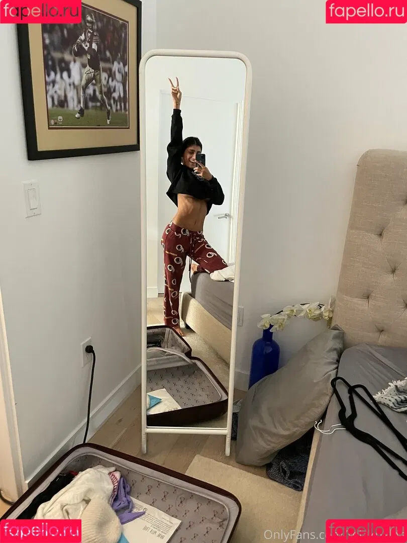 miakhalifa Onlyfans Photo Gallery 