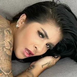 miakhalifa Onlyfans Photo Gallery 