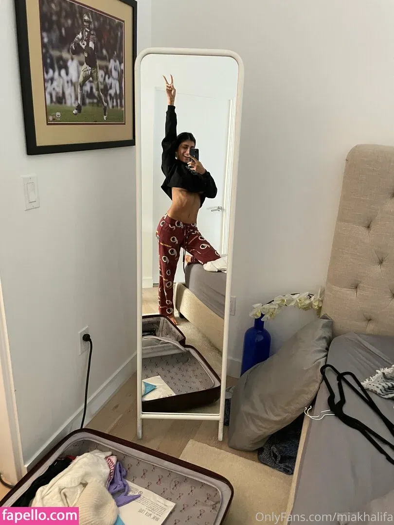 miakhalifa Onlyfans Photo Gallery 