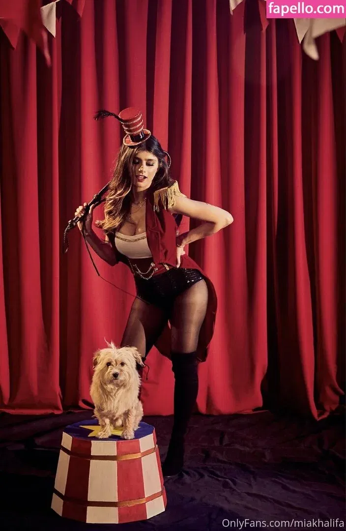 miakhalifa Onlyfans Photo Gallery 