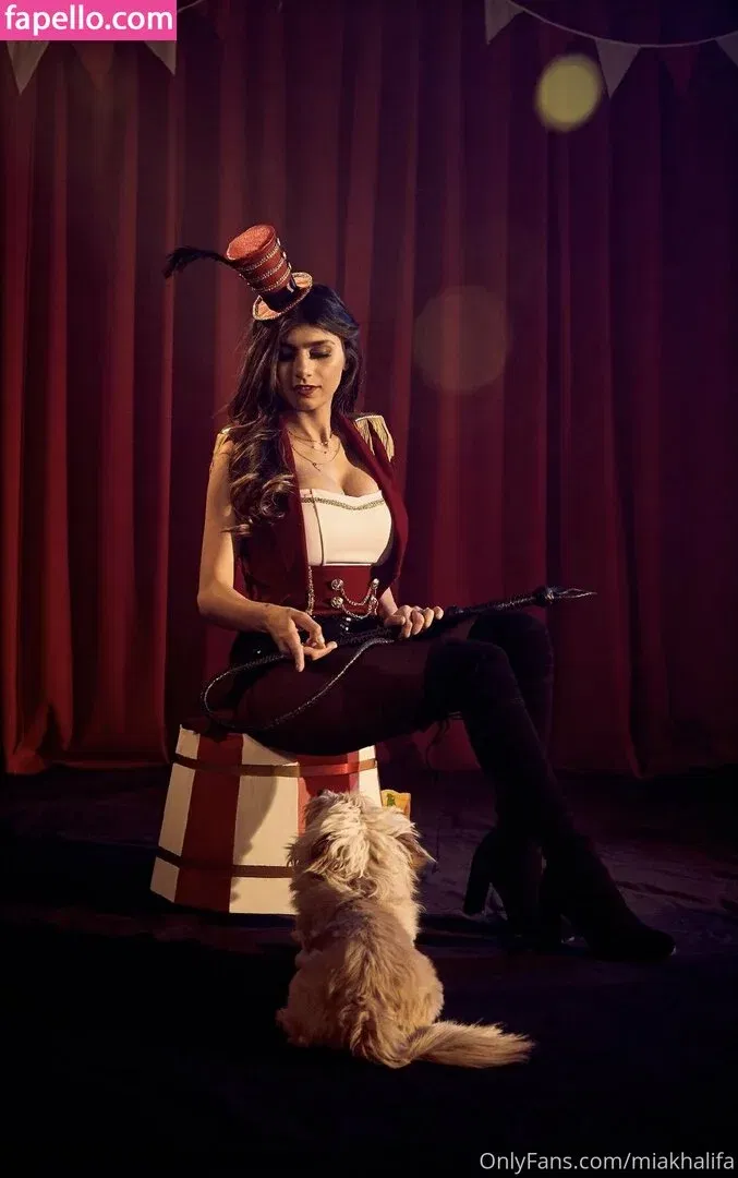 miakhalifa Onlyfans Photo Gallery 