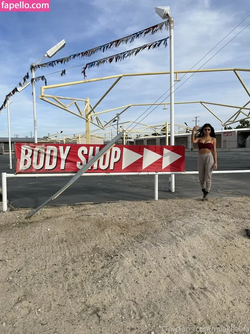 miakhalifa Onlyfans Photo Gallery 