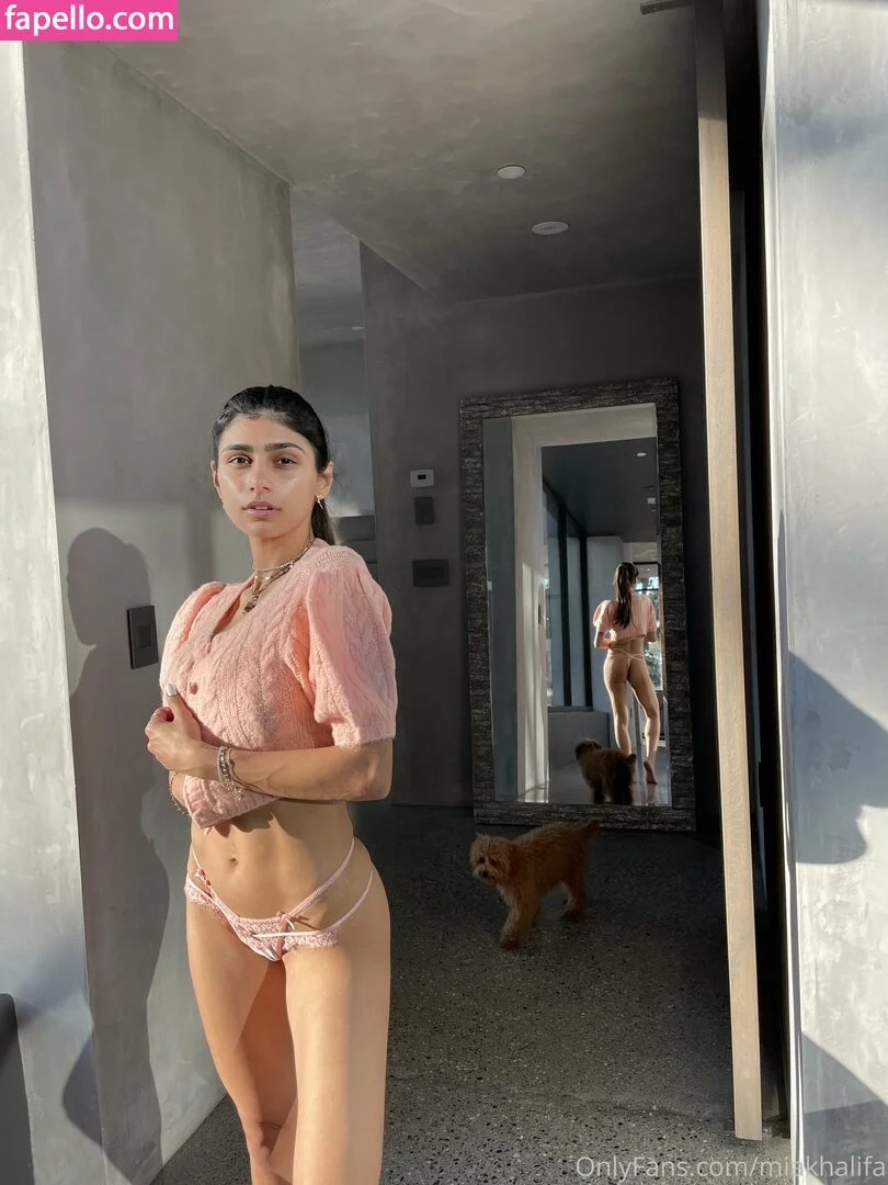 miakhalifa Onlyfans Photo Gallery 