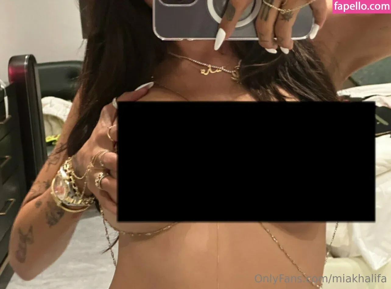 miakhalifa Onlyfans Photo Gallery 