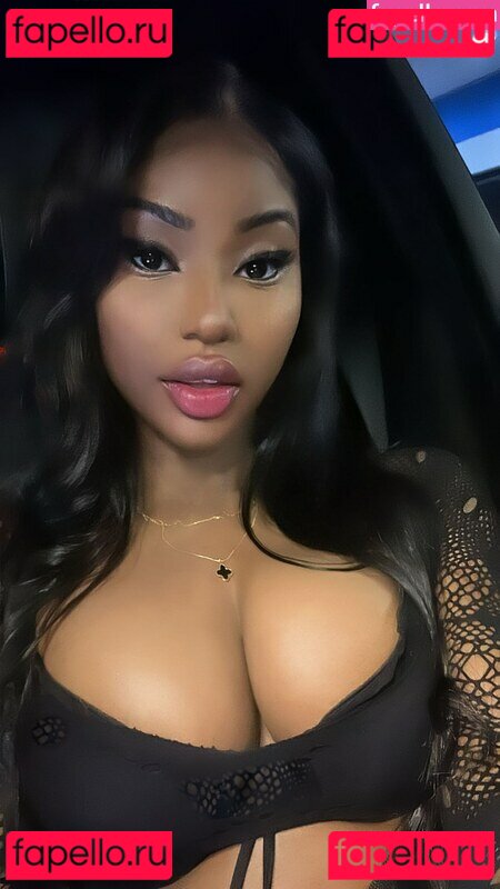 Ninarari Nude Onlyfans Photo 17