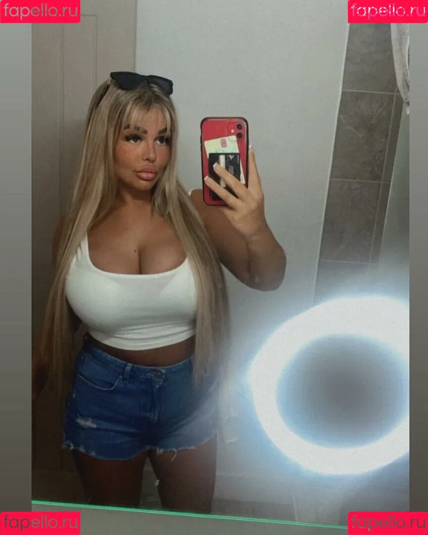 Kayleigh Thomsen Onlyfans Photo Gallery 