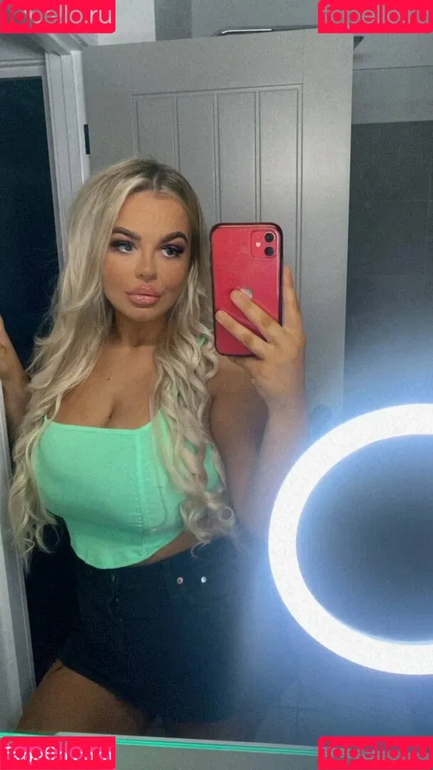 Kayleigh Thomsen Onlyfans Photo Gallery 