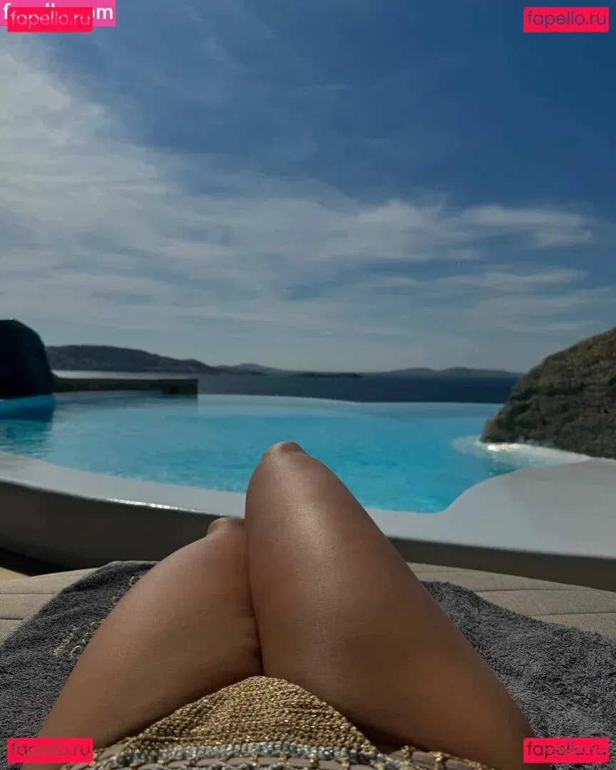 Elena Ora Onlyfans Photo Gallery 