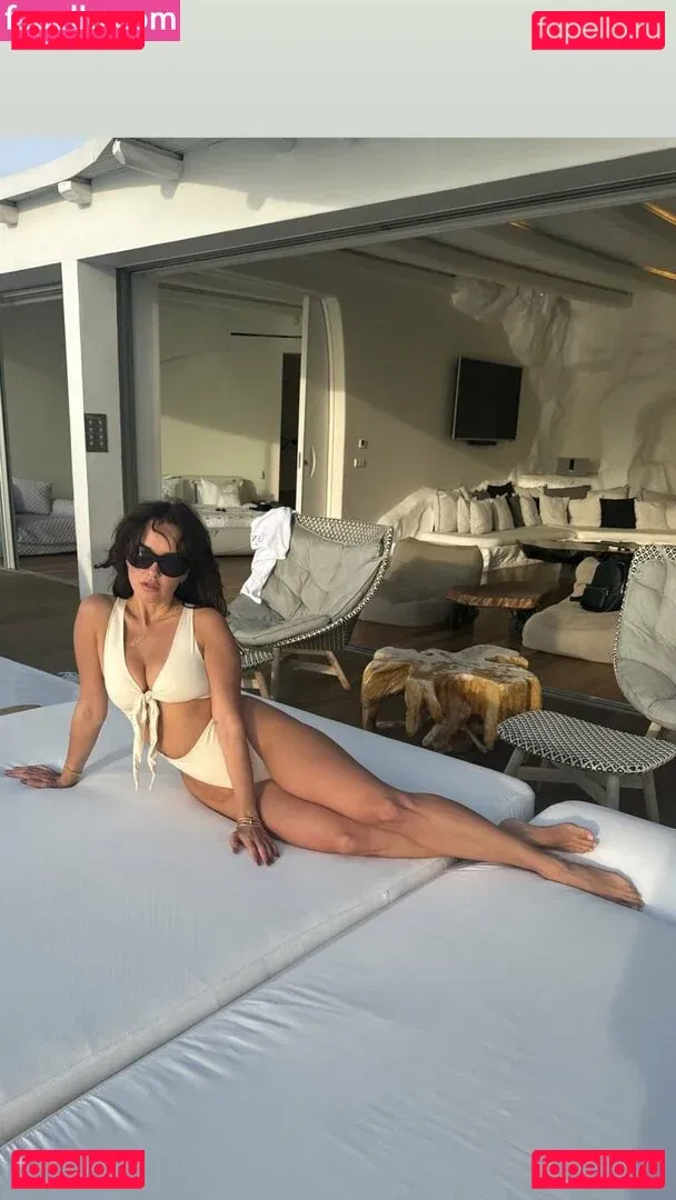 Elena Ora Onlyfans Photo Gallery 