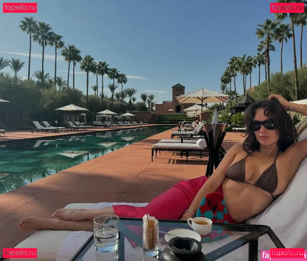 Elena Ora Onlyfans Photo Gallery 