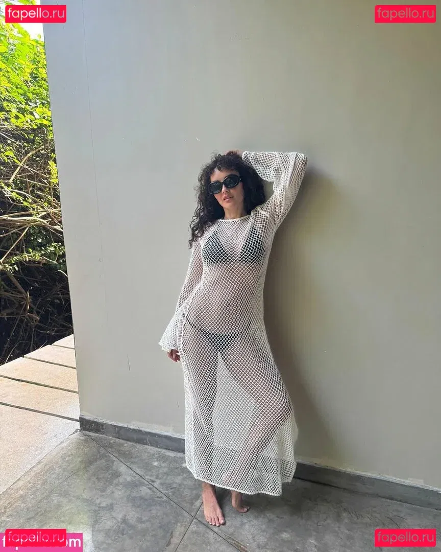 Elena Ora Onlyfans Photo Gallery 