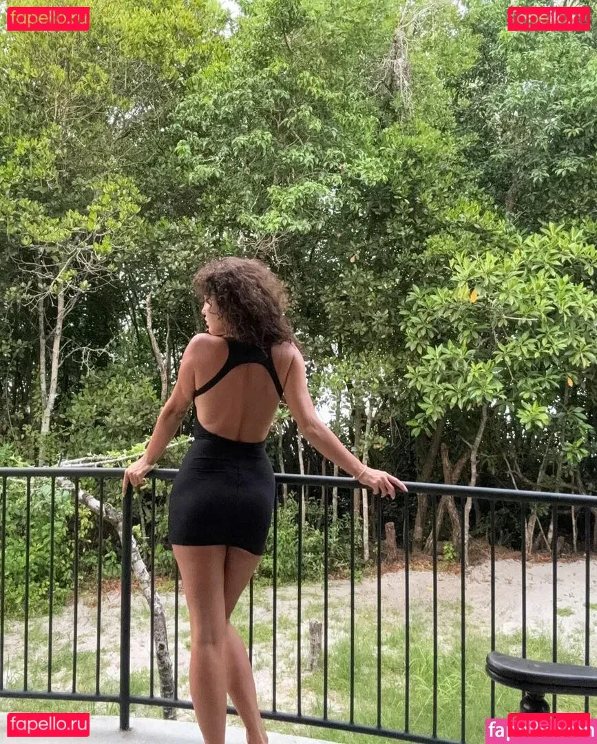 Elena Ora Onlyfans Photo Gallery 