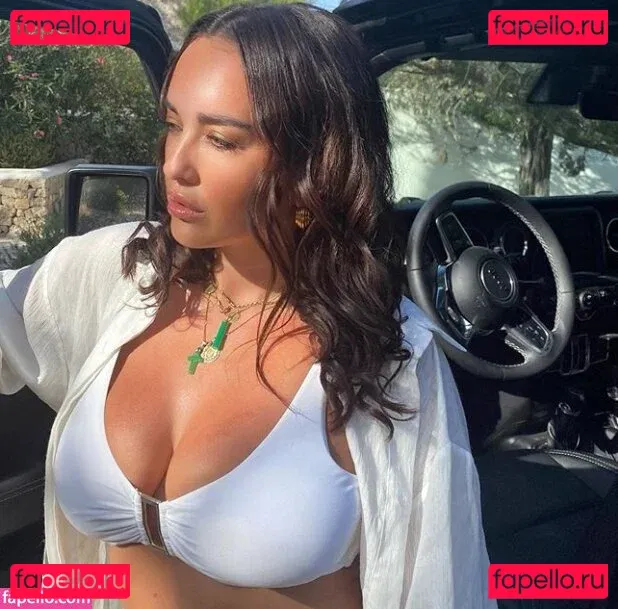 Elena Ora Onlyfans Photo Gallery 