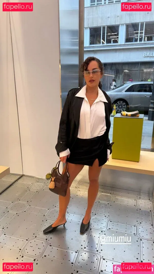 Elena Ora Onlyfans Photo Gallery 