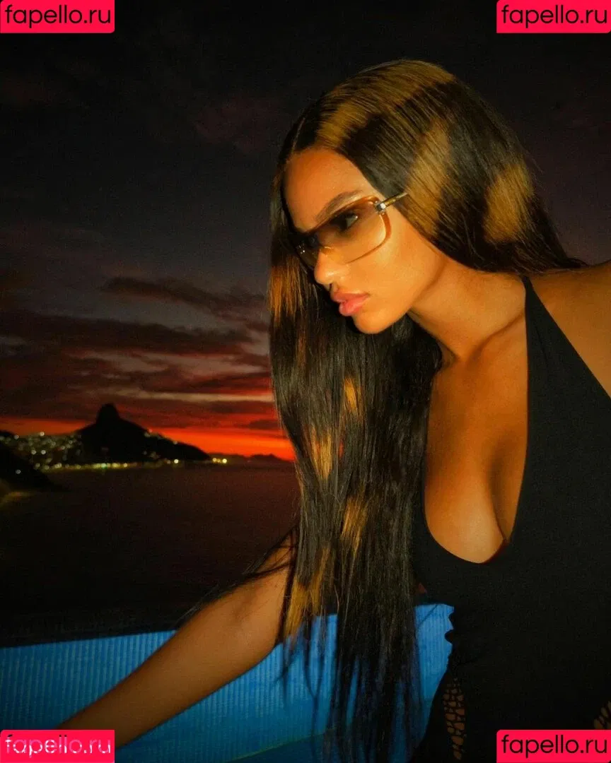 Juliana Nalu Onlyfans Photo Gallery 