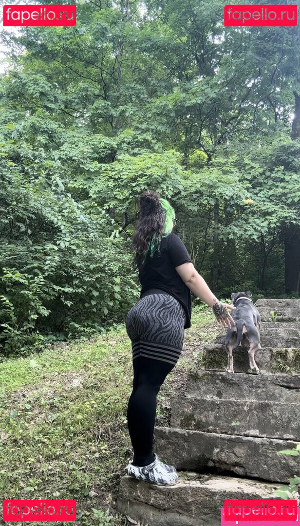 Lyssa Lowe Nude Onlyfans Photo 24