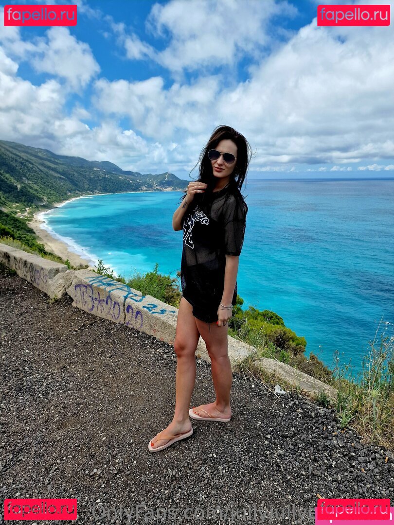 jullyjullyennefree Nude Onlyfans Photo 14