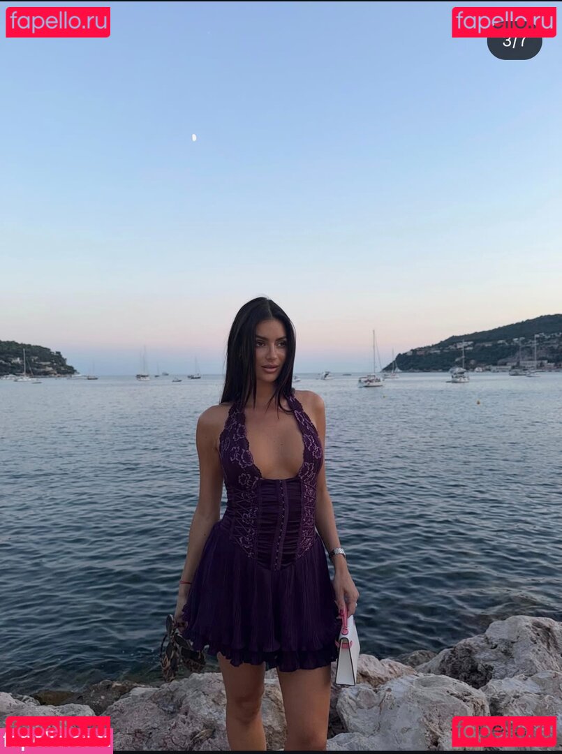Laura Marra Nude Onlyfans Photo 26