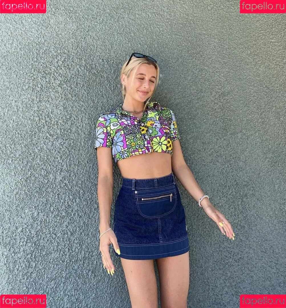 Emma Chamberlain Onlyfans Photo Gallery 