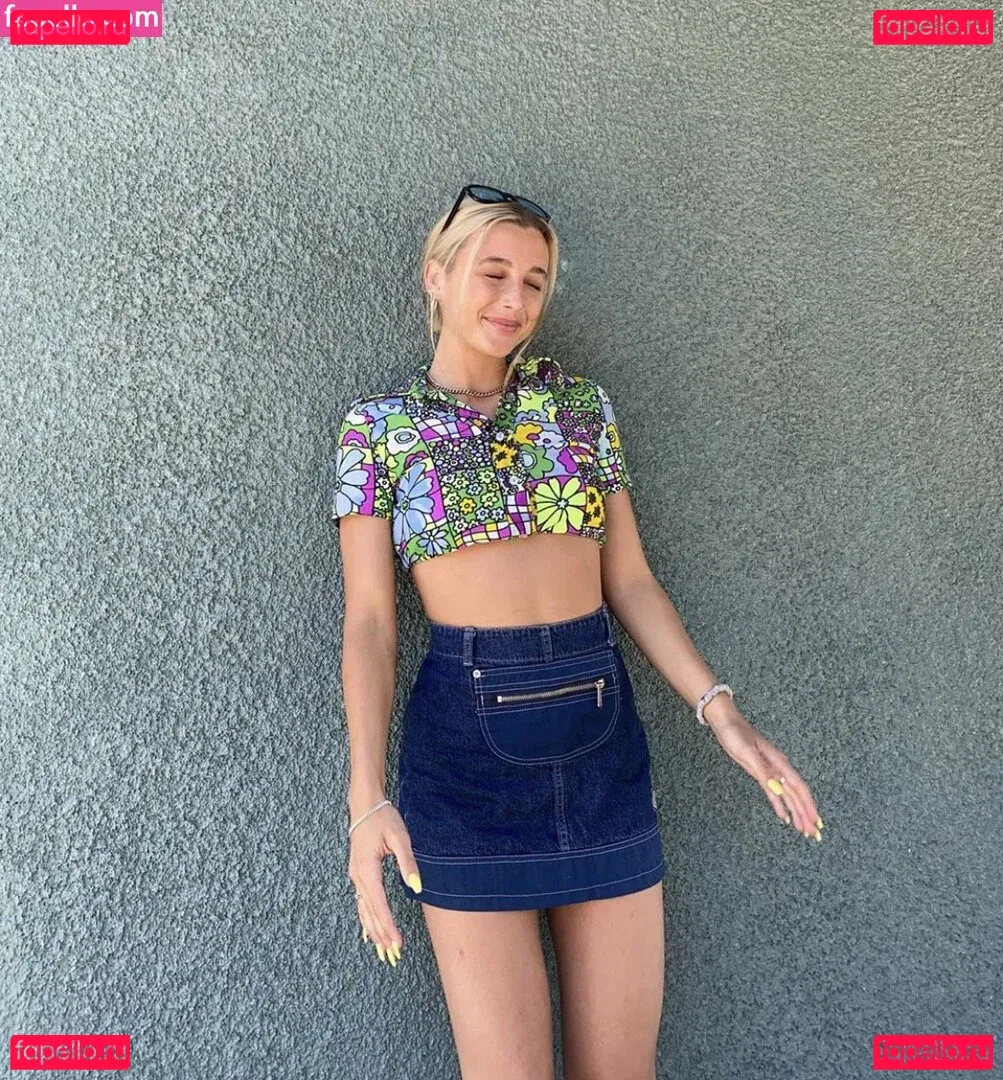 Emma Chamberlain Onlyfans Photo Gallery 
