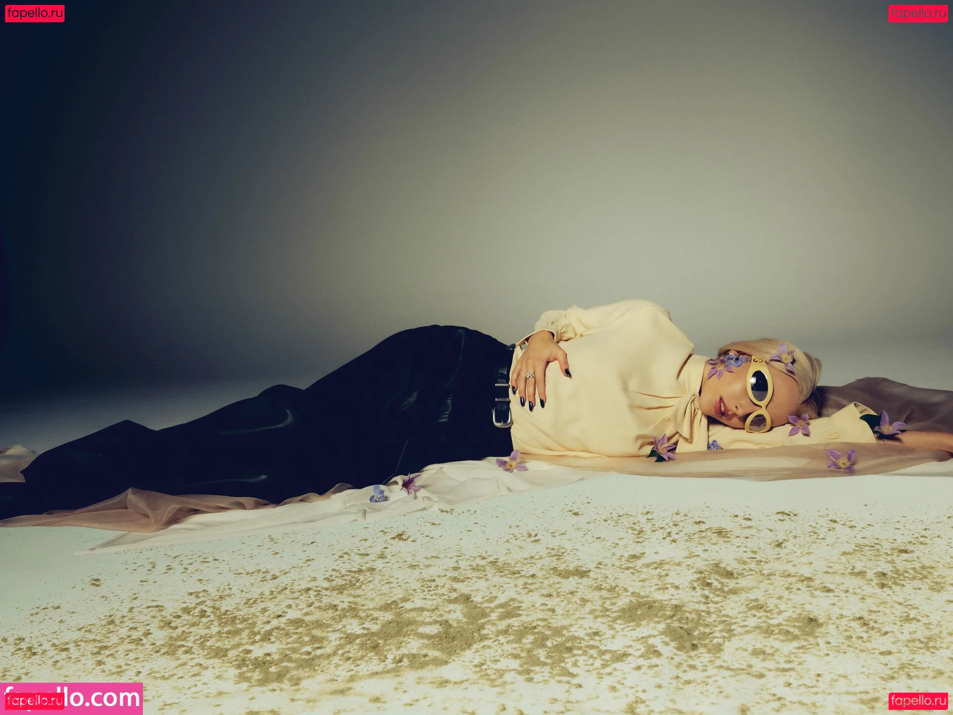 Emma Chamberlain Onlyfans Photo Gallery 