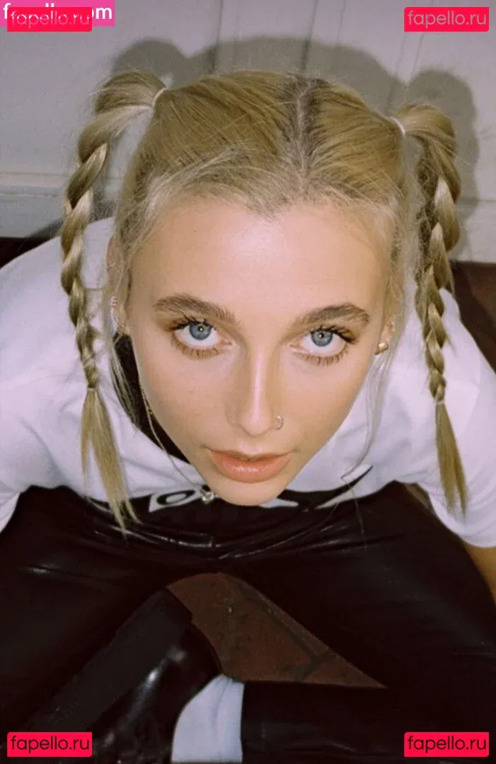 Emma Chamberlain Onlyfans Photo Gallery 