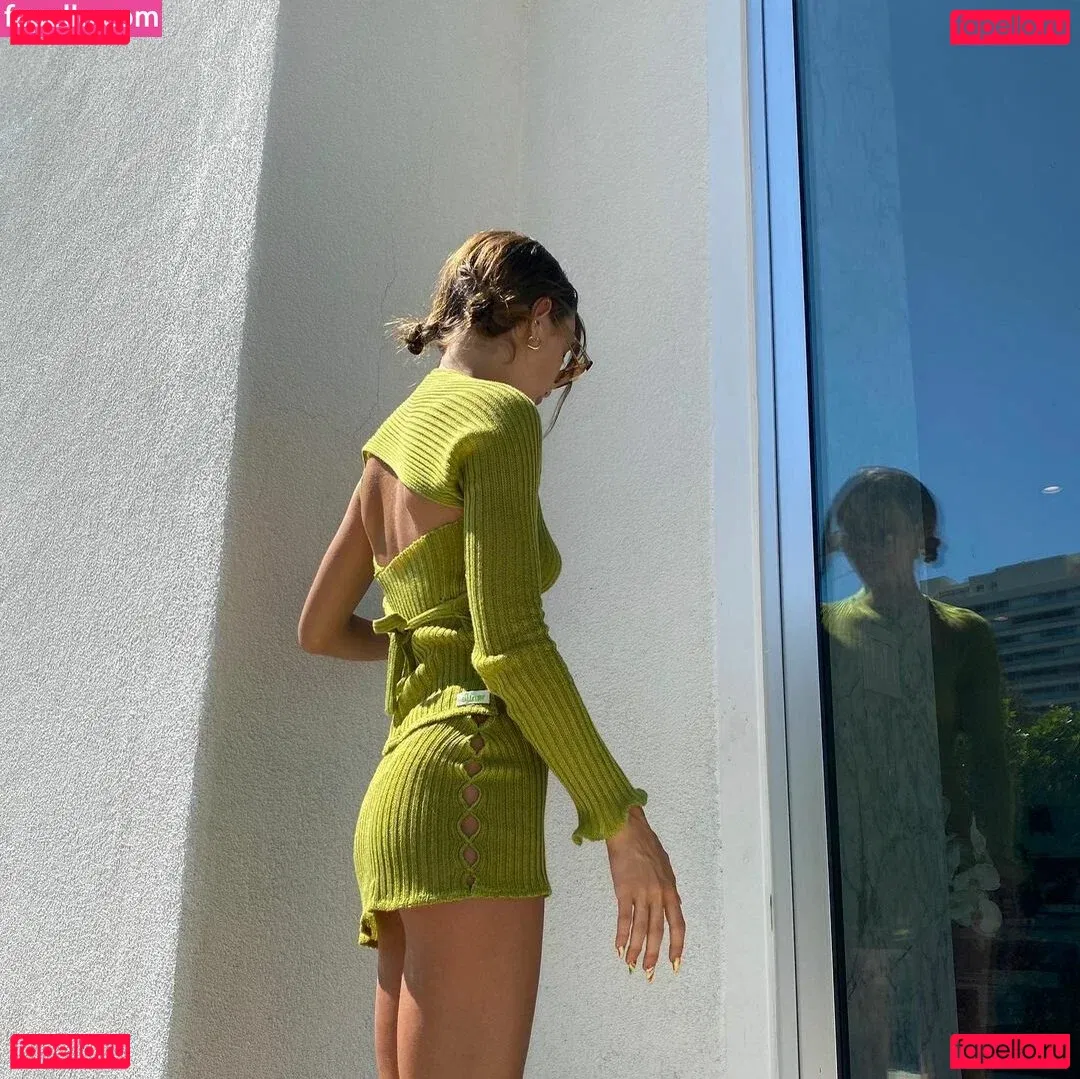 Emma Chamberlain Onlyfans Photo Gallery 
