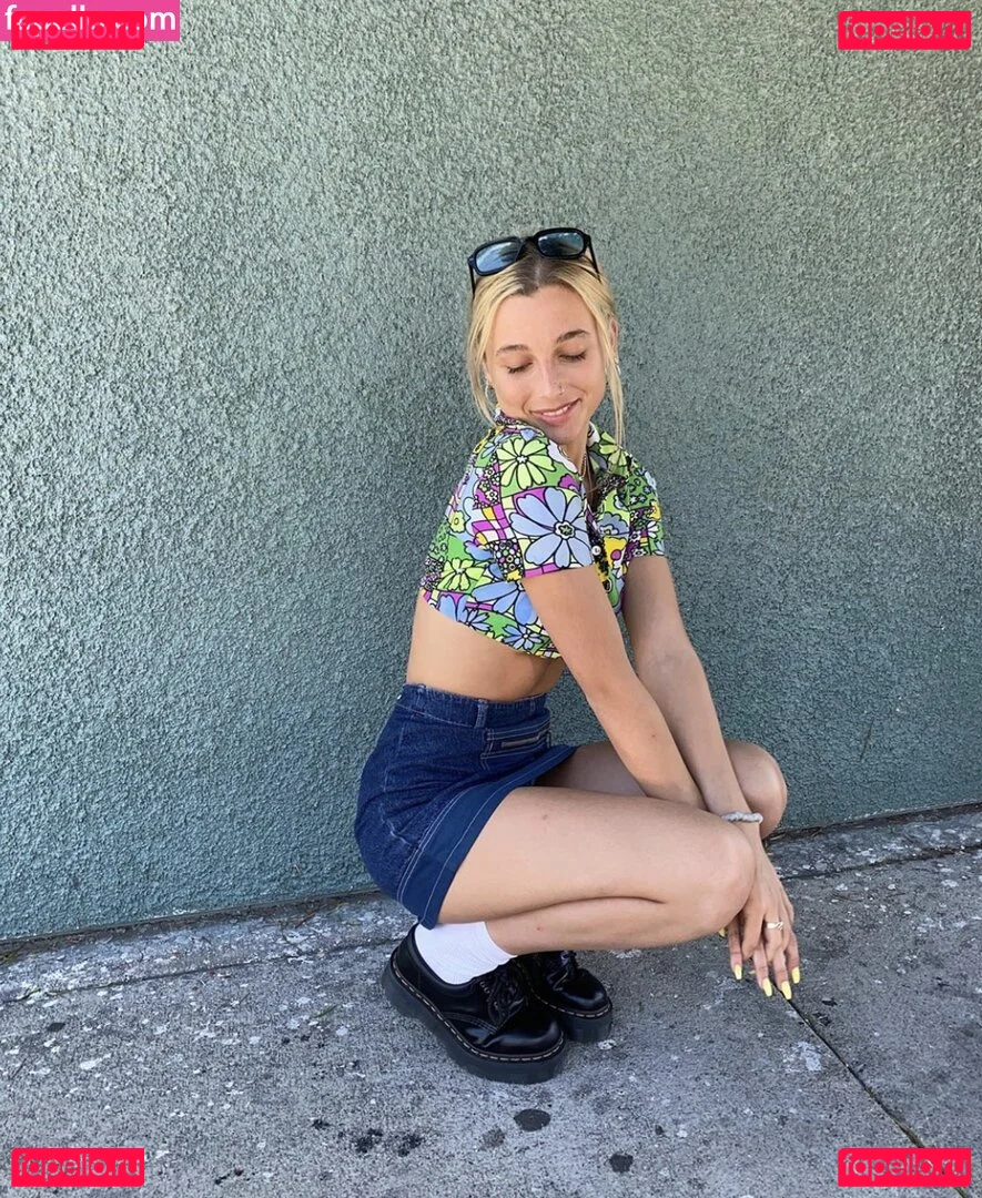 Emma Chamberlain Onlyfans Photo Gallery 