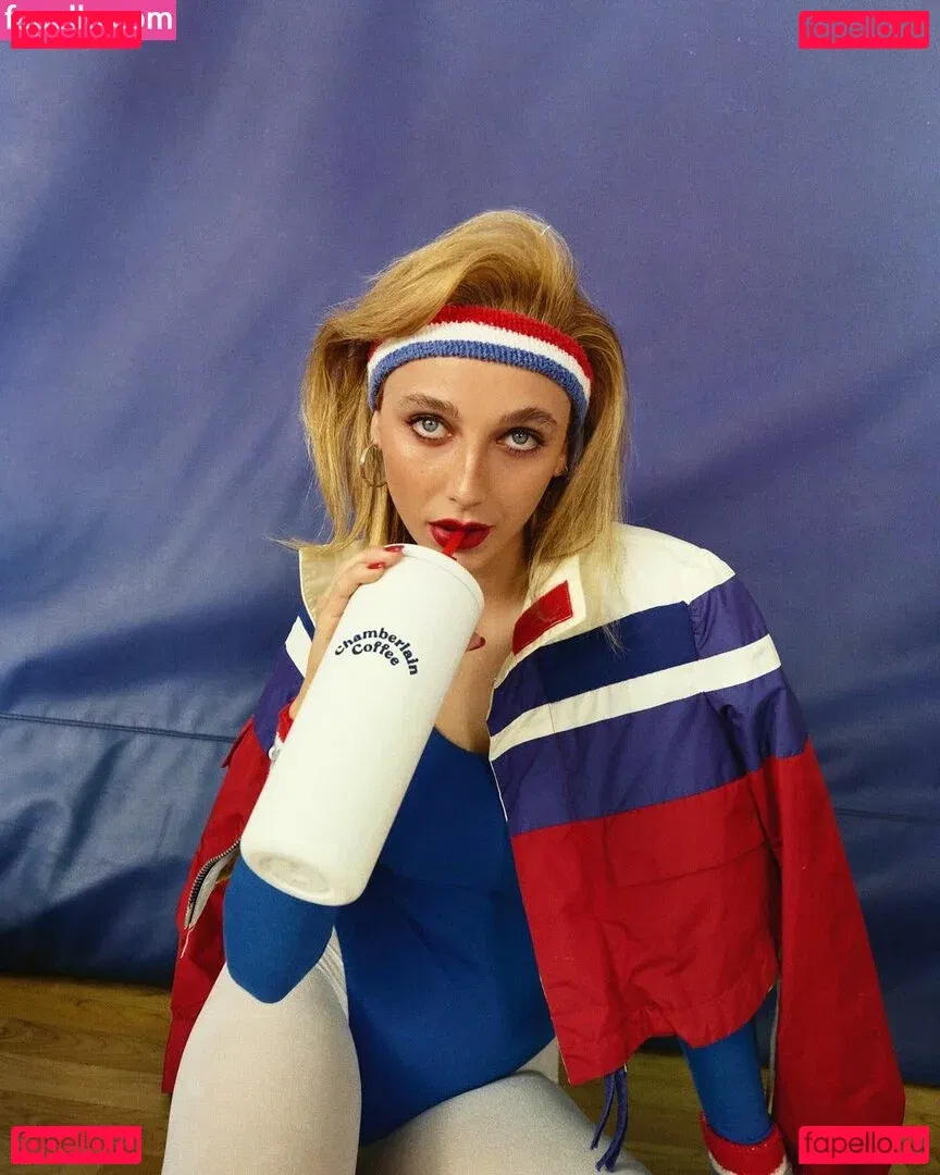 Emma Chamberlain Onlyfans Photo Gallery 