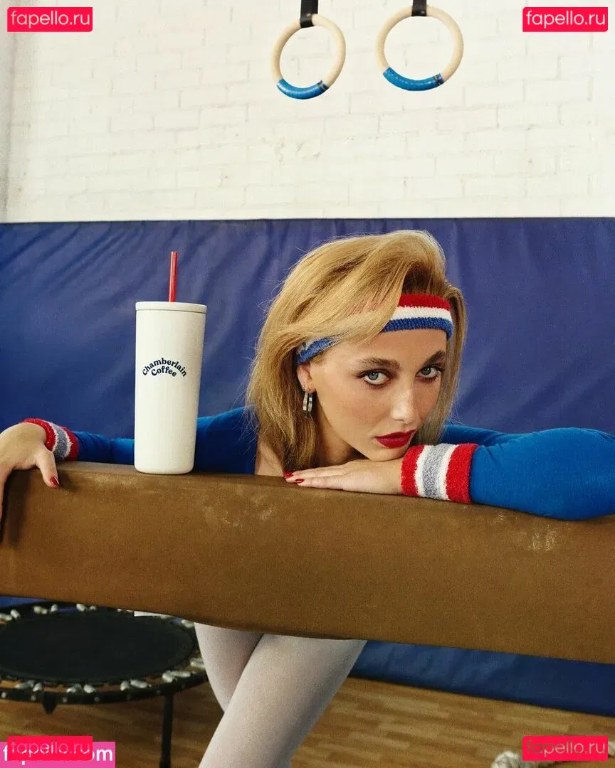 Emma Chamberlain Onlyfans Photo Gallery 