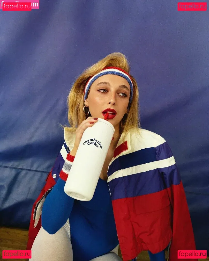 Emma Chamberlain Onlyfans Photo Gallery 