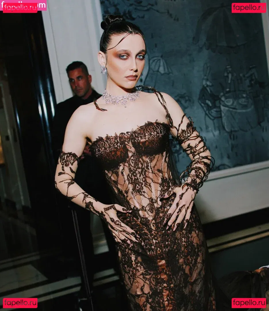 Emma Chamberlain Onlyfans Photo Gallery 