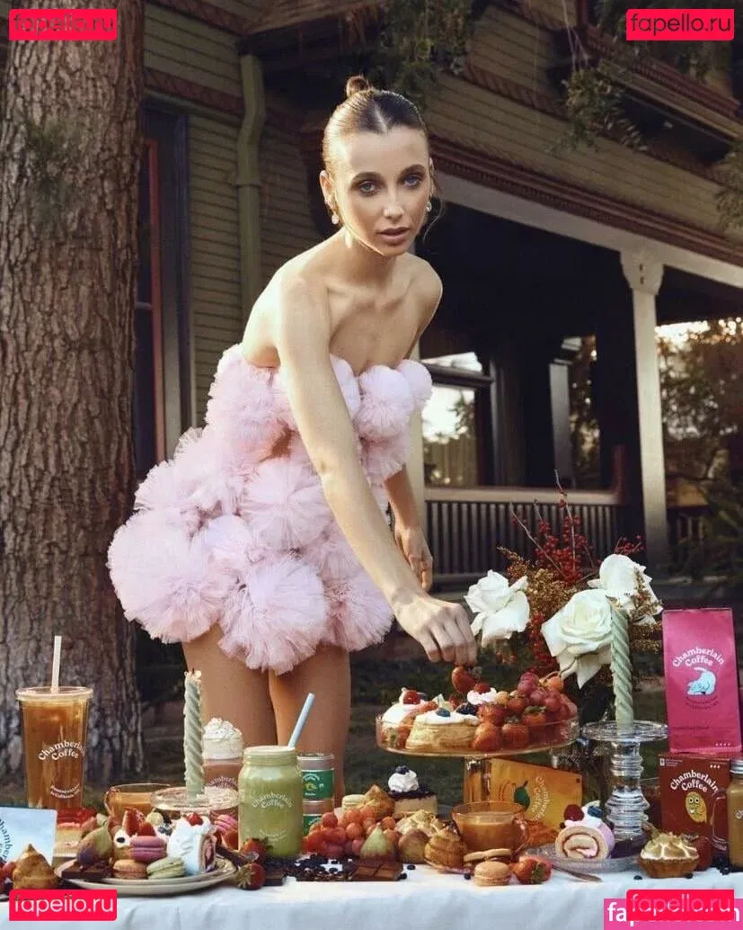 Emma Chamberlain Onlyfans Photo Gallery 