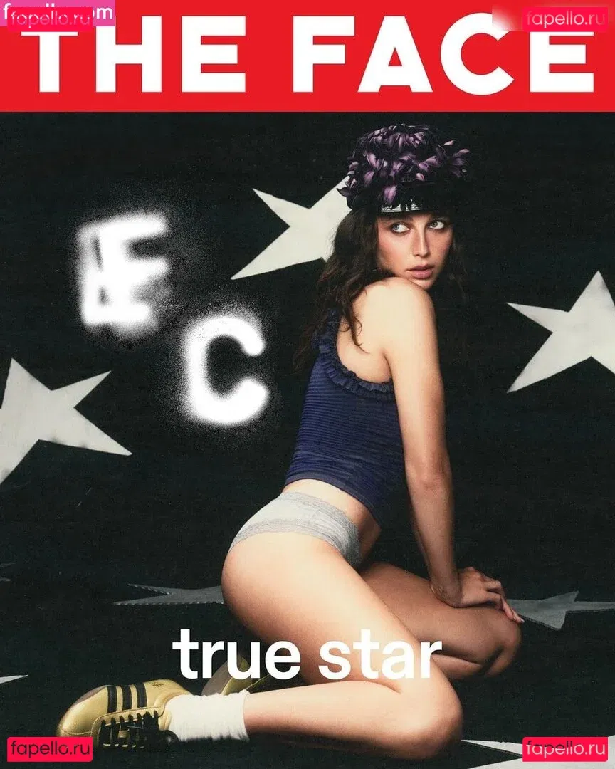 Emma Chamberlain Onlyfans Photo Gallery 