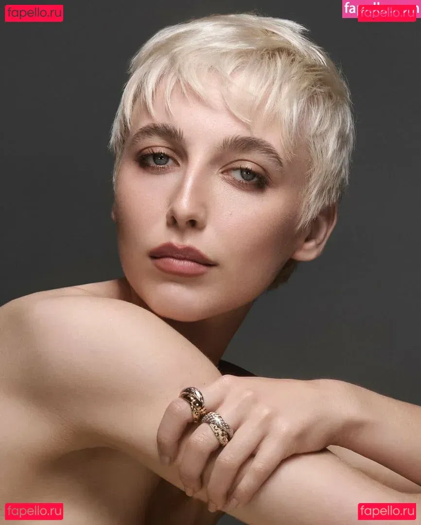 Emma Chamberlain Onlyfans Photo Gallery 