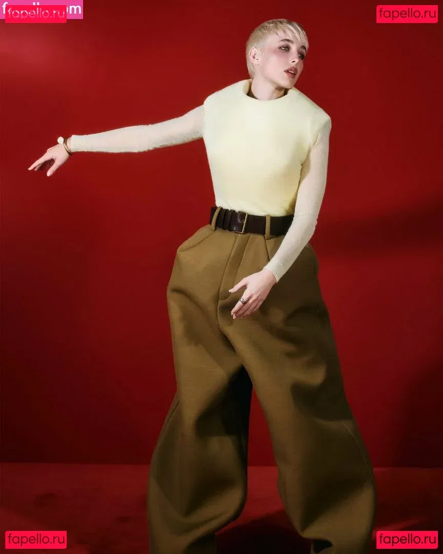 Emma Chamberlain Onlyfans Photo Gallery 