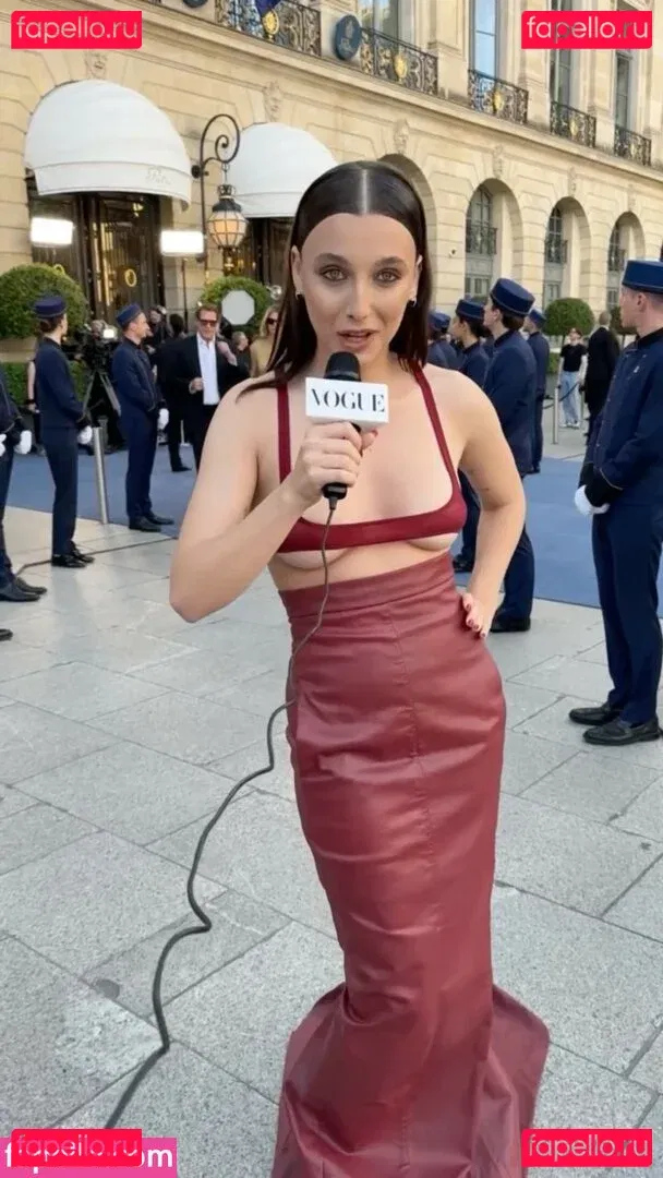 Emma Chamberlain Onlyfans Photo Gallery 