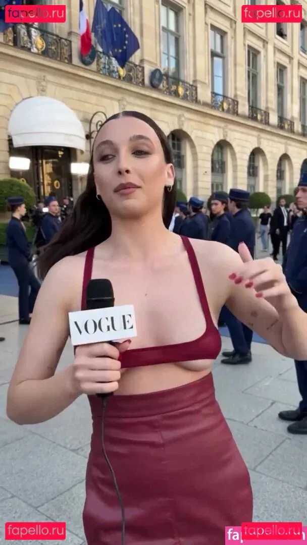 Emma Chamberlain Onlyfans Photo Gallery 