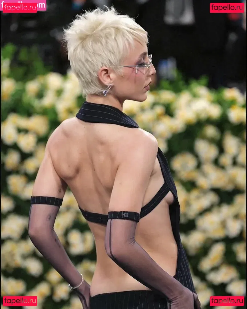 Emma Chamberlain Onlyfans Photo Gallery 