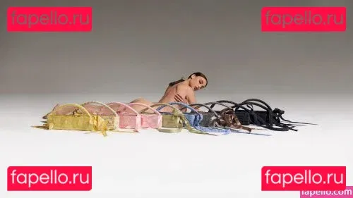 Emma Chamberlain Onlyfans Photo Gallery 