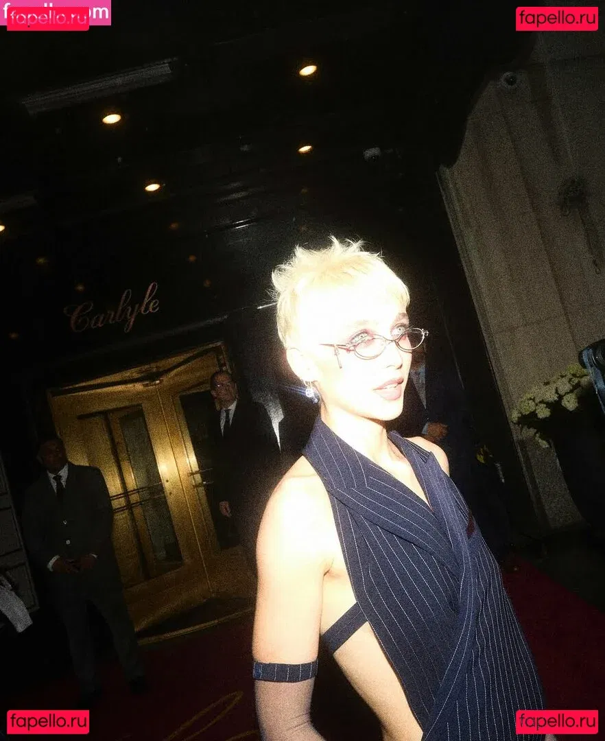 Emma Chamberlain Onlyfans Photo Gallery 