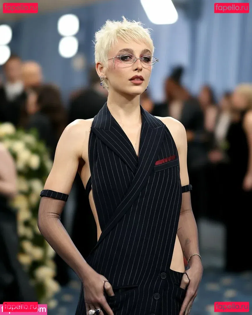 Emma Chamberlain Onlyfans Photo Gallery 