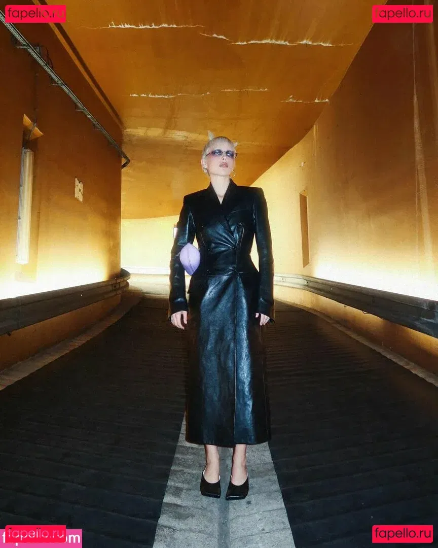 Emma Chamberlain Onlyfans Photo Gallery 