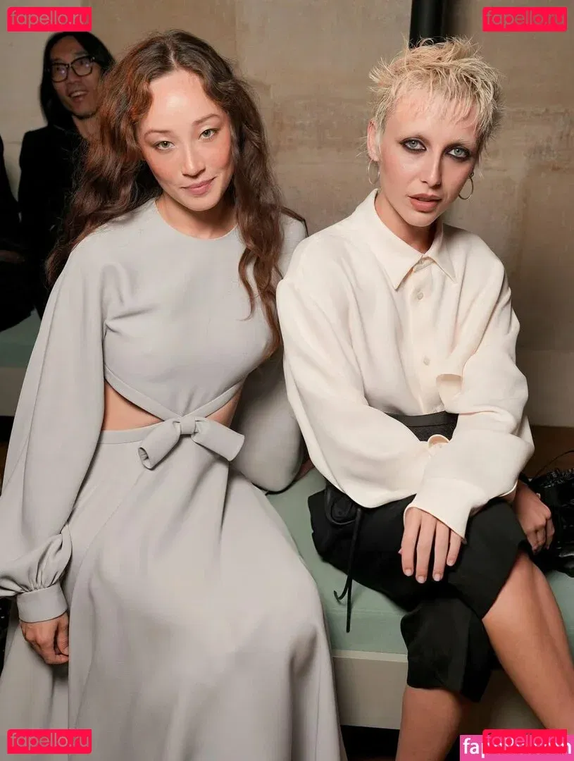 Emma Chamberlain Onlyfans Photo Gallery 