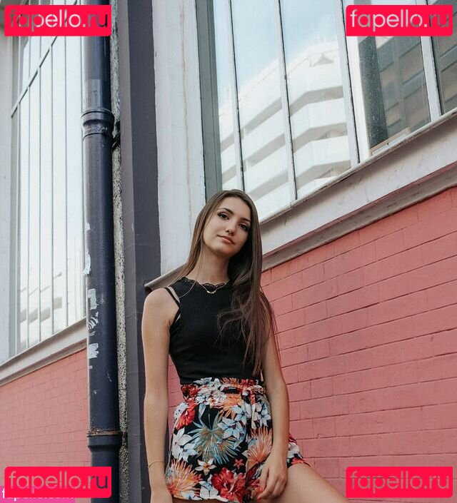 Juliette Arz Nude Onlyfans Photo 19