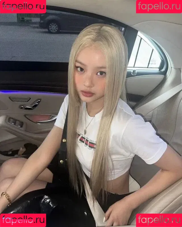 Hanni Pham Onlyfans Photo Gallery 