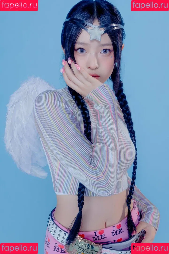 Hanni Pham Onlyfans Photo Gallery 