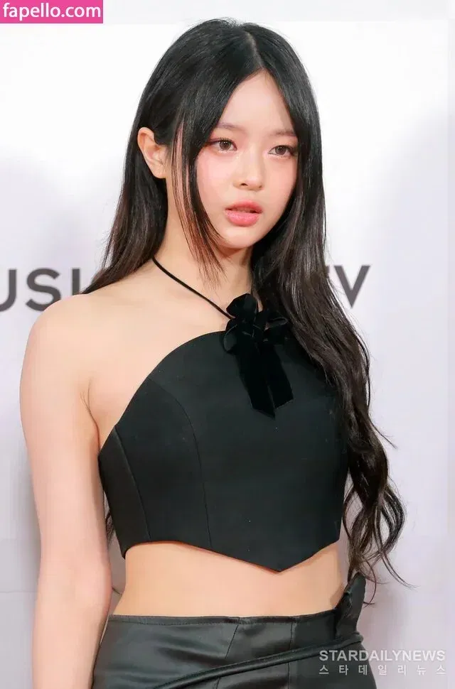 Hanni Pham Onlyfans Photo Gallery 