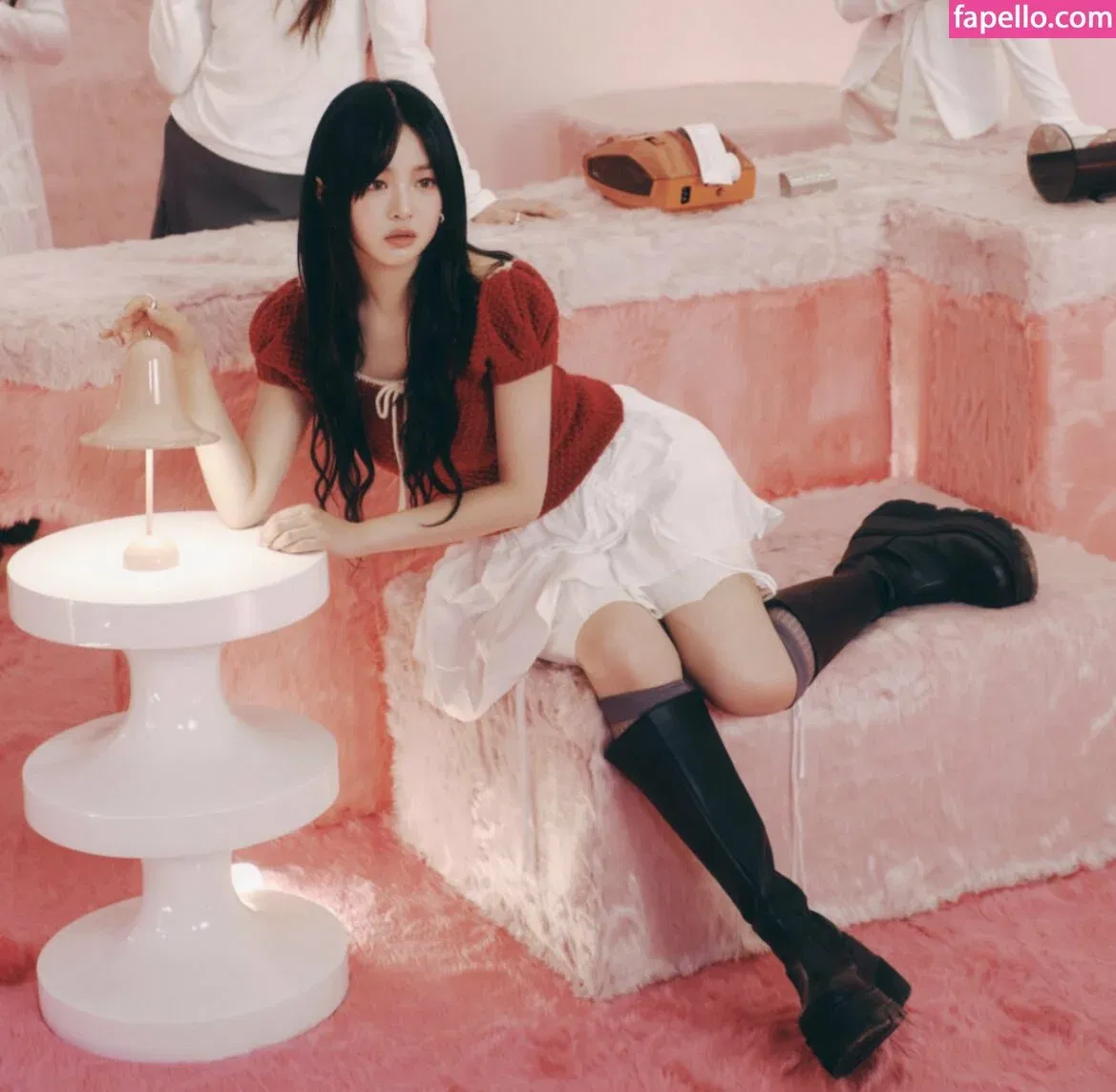 Hanni Pham Onlyfans Photo Gallery 