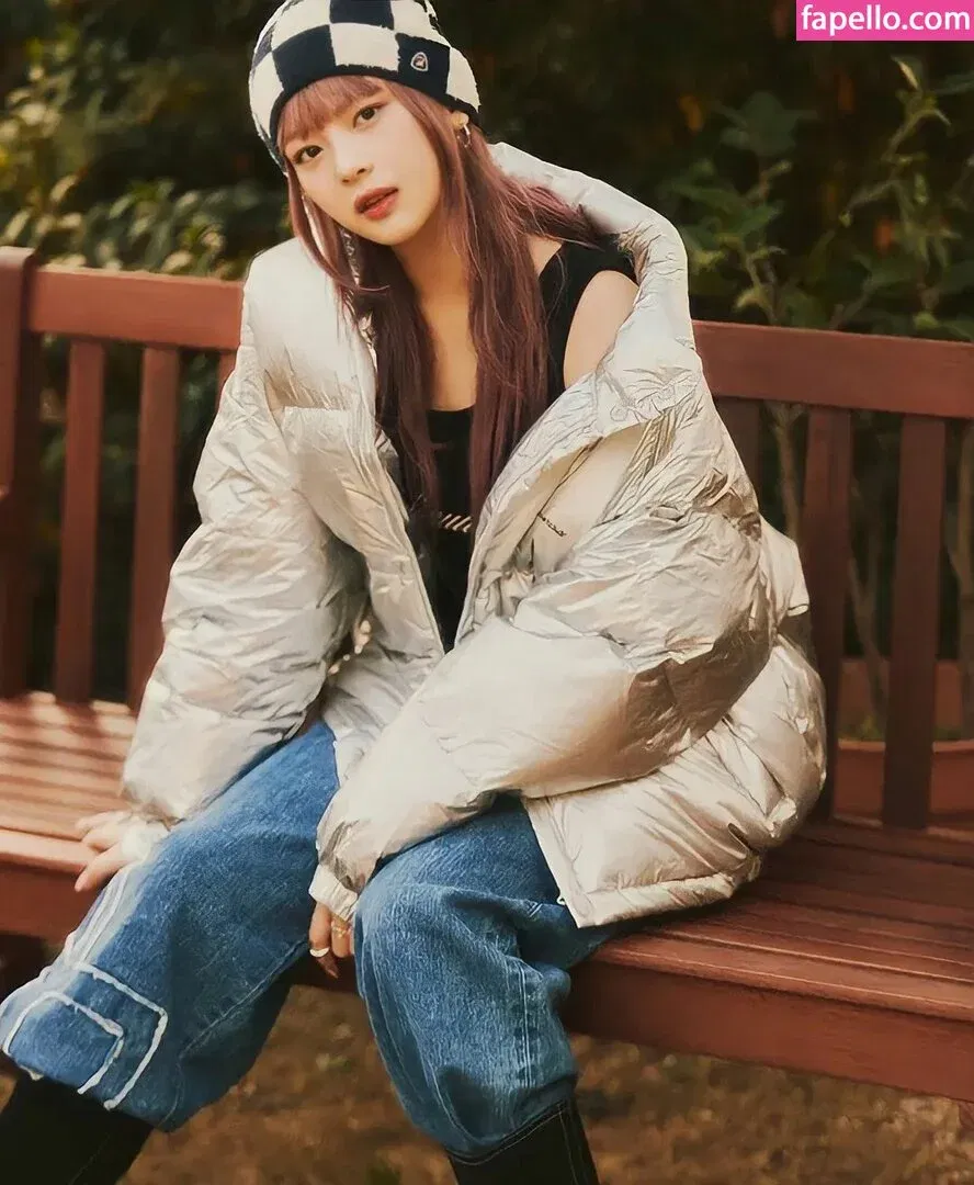 Hanni Pham Onlyfans Photo Gallery 